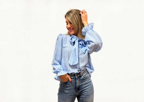Blusa diplomática azul