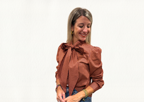 Blusa rayas burdeos con lazada