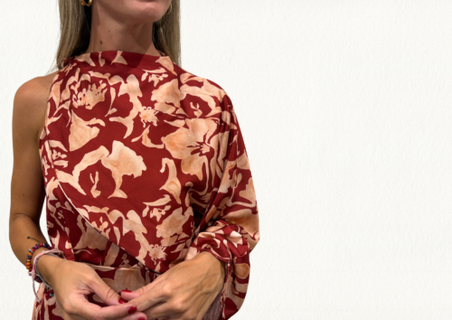 Vestido fluido estampado burdeos