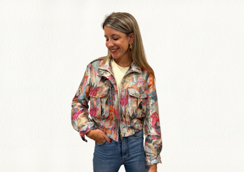 Chaqueta bomber estampado tropical